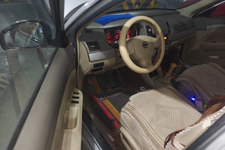 Used Nissan Sylphy 2016 Classic 1.6XE Manual Comfort Edition Driver Seat