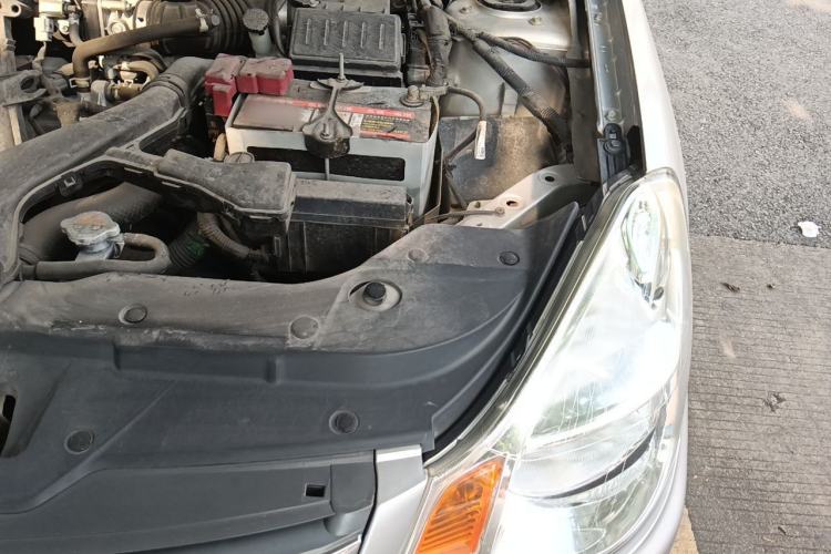 Used Nissan Sylphy 2016 Classic 1.6XE Automatic Comfort Edition Engine Bay Left