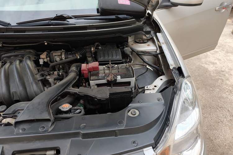 Used Nissan Sylphy 2016 1.6XE Manual Comfort Edition Engine Bay Left
