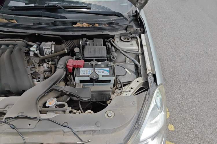 Used Nissan Sylphy 2016 Classic 1.6XL Manual Luxury Edition Engine Bay Left