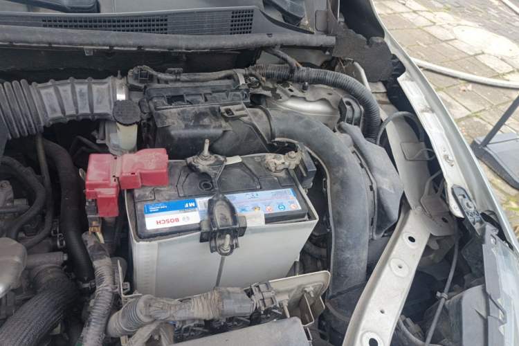 Used Nissan Sylphy 2016 1.6XV CVT Smart Enjoyment Version Engine Bay Left