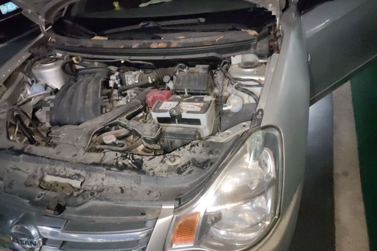 Used Nissan Sylphy 2016 Classic 1.6XE Automatic Leading Edition Engine Bay Left