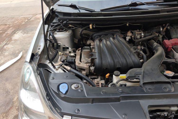 Used Nissan Sylphy 2016 1.6XE Manual Comfort Edition Engine Bay Right
