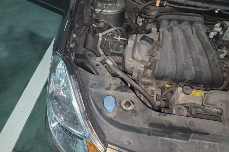 Used Nissan Sylphy 2016 Classic 1.6XE Automatic Comfort Edition Engine Bay Right