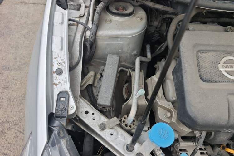 Used Nissan Sylphy 2016 1.6 XL CVT Luxury Edition Engine Bay Right