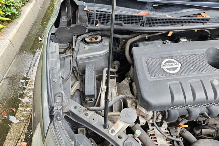 Used Nissan Sylphy 2016 1.6XV CVT Smart Enjoyment Version Engine Bay Right