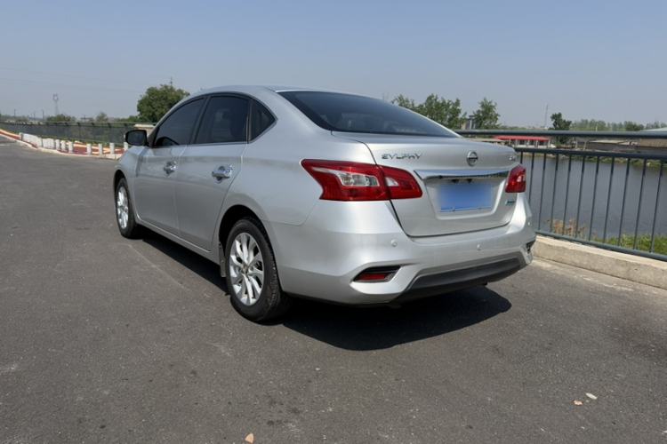 Used Nissan Sylphy 2016 1.6 XL CVT Luxury Edition Exterior 2