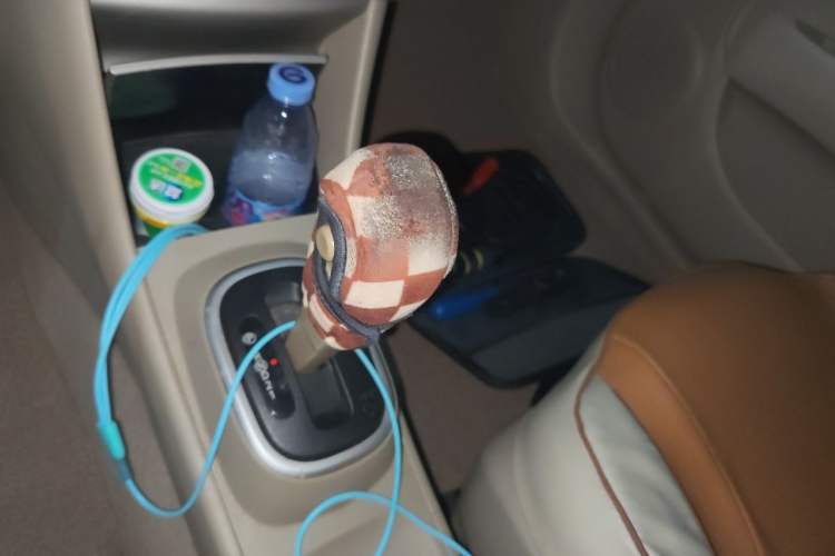 Used Nissan Sylphy 2016 Classic 1.6XE Automatic Comfort Edition Gear Lever