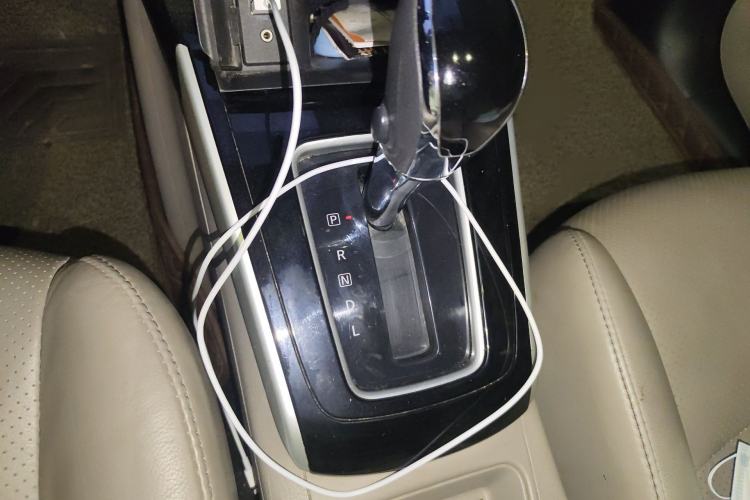 Used Nissan Sylphy 2016 1.6 XL CVT Luxury Edition Gear Lever