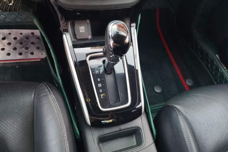 Used Nissan Sylphy 2016 1.6 XL CVT Luxury Edition Gear Lever