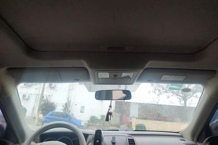 Used Nissan Sylphy 2016 Classic 1.6XE Manual Leading Edition Headliner