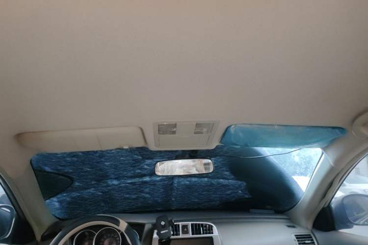Used Nissan Sylphy 2016 Classic 1.6XE Manual Comfort Edition Headliner