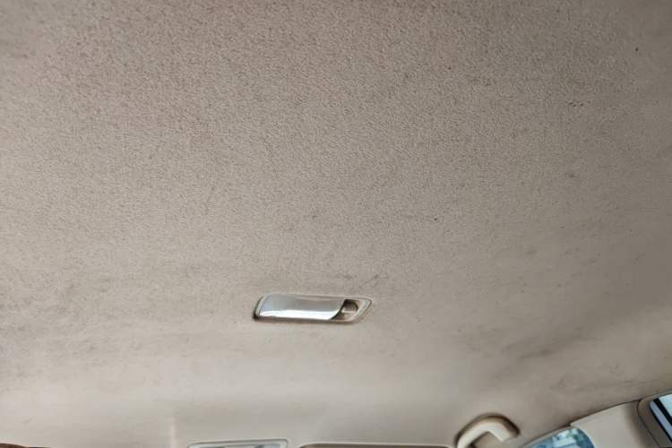 Used Nissan Sylphy 2016 Classic 1.6XE Manual Comfort Edition Headliner