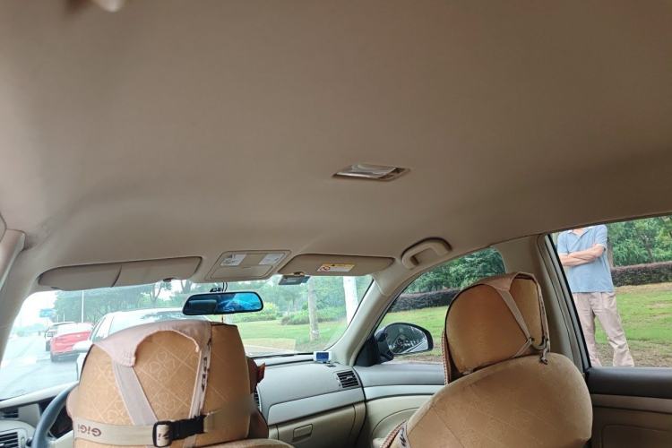Used Nissan Sylphy 2016 Classic 1.6XE Automatic Comfort Edition Headliner