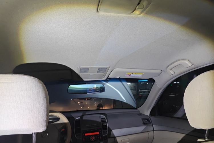 Used Nissan Sylphy 2016 Classic 1.6XE Manual Comfort Edition Headliner