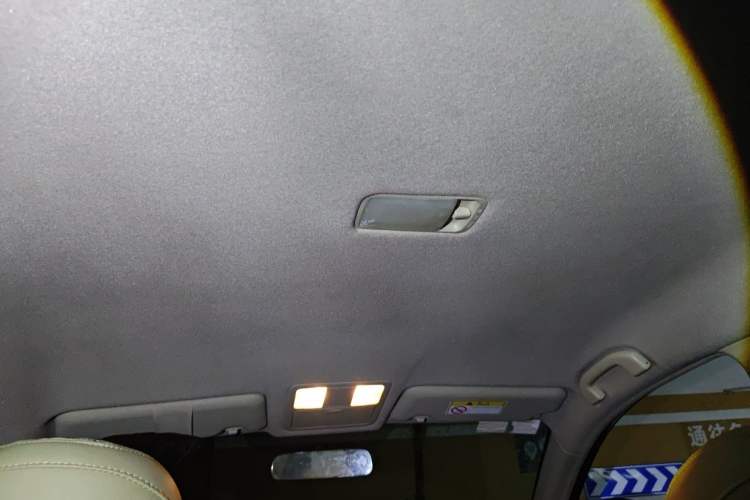 Used Nissan Sylphy 2016 Classic 1.6XE Automatic Comfort Edition Headliner
