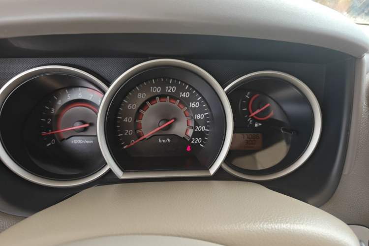 Used Nissan Sylphy 2016 Classic 1.6XE Automatic Comfort Edition Instrument Cluster