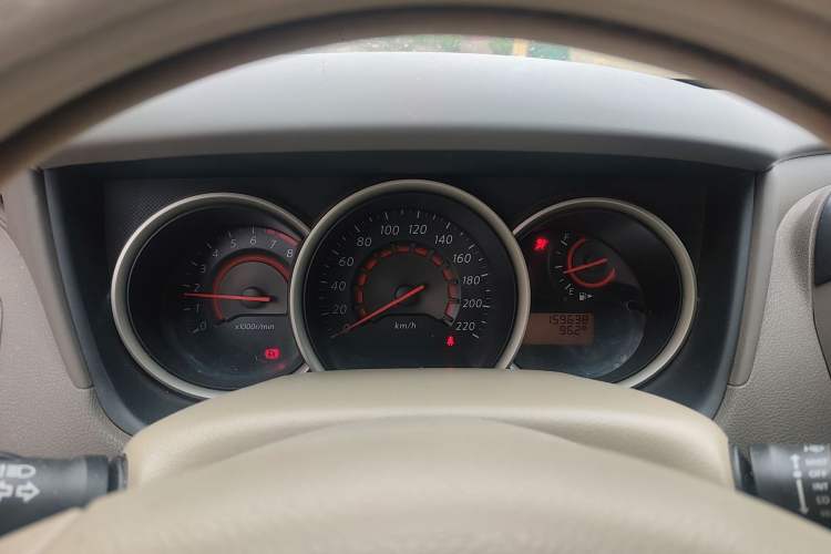 Used Nissan Sylphy 2016 Classic 1.6XE Manual Leading Edition Instrument Cluster