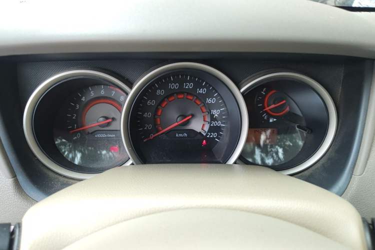 Used Nissan Sylphy 2016 Classic 1.6 XL Automatic Luxury Edition Instrument Cluster