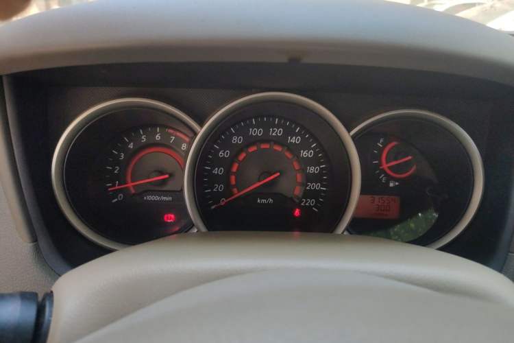 Used Nissan Sylphy 2016 Classic 1.6XE Automatic Leading Edition Instrument Cluster