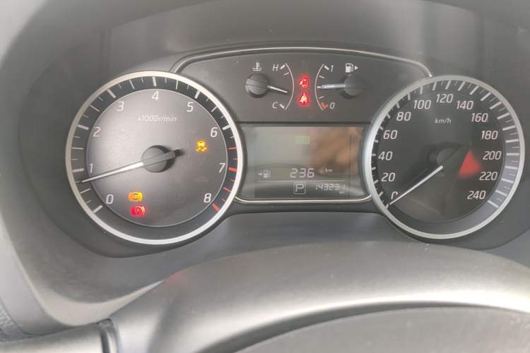 Used Nissan Sylphy 2016 1.6 XL CVT Deluxe Edition Instrument Cluster