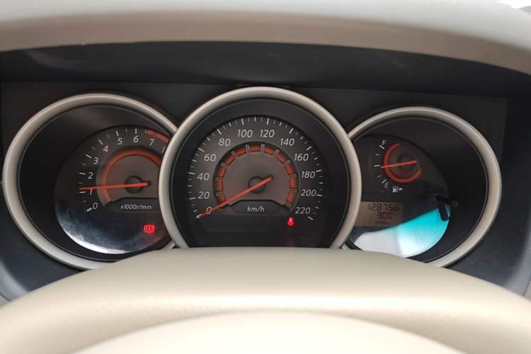 Used Nissan Sylphy 2016 Classic 1.6 XL Automatic Luxury Edition Instrument Cluster