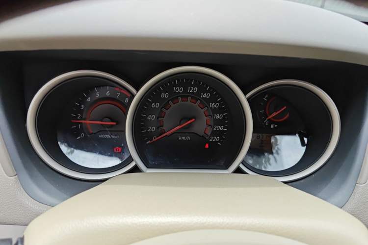 Used Nissan Sylphy 2016 Classic 1.6XL Manual Luxury Edition Instrument Cluster