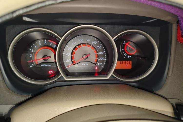 Used Nissan Sylphy 2016 Classic 1.6XE Automatic Leading Edition Instrument Cluster