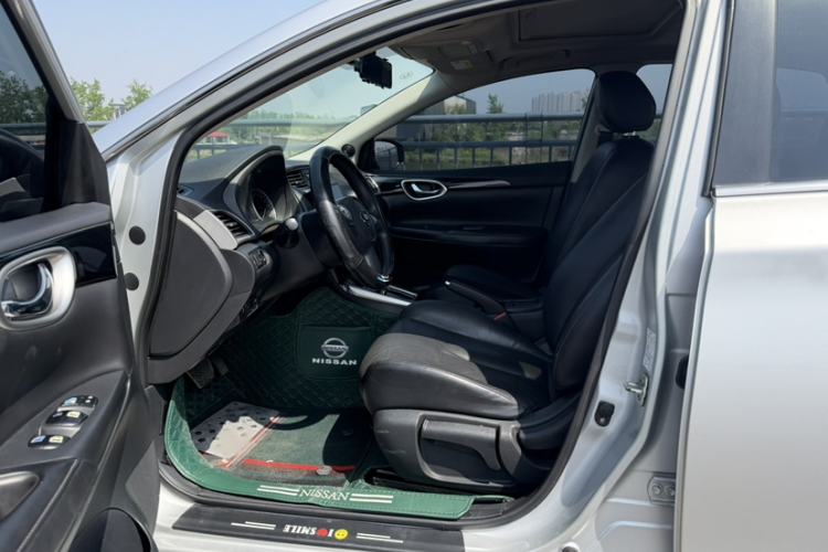 Used Nissan Sylphy 2016 1.6 XL CVT Luxury Edition Interior 2