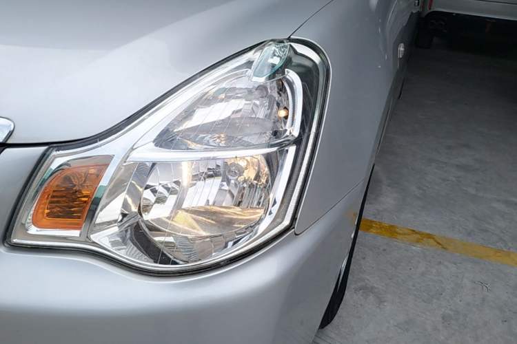 Used Nissan Sylphy 2016 Classic 1.6XE Automatic Leading Edition Left Front Headlight