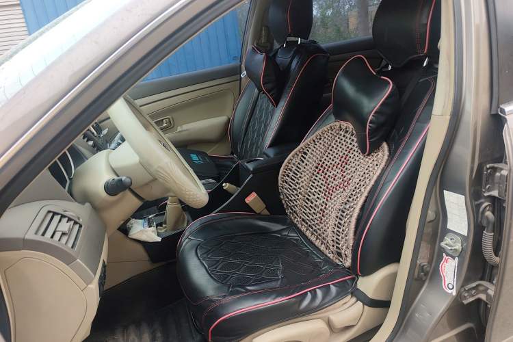 Used Nissan Sylphy 2016 Classic 1.6XE Manual Leading Edition Left Front Seat