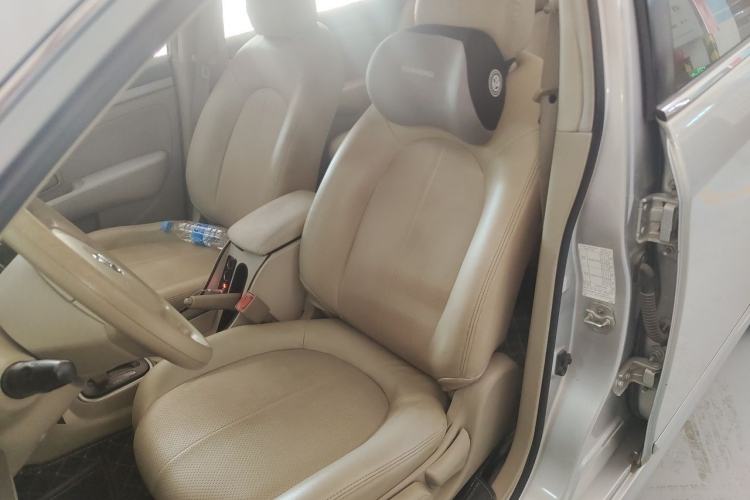 Used Nissan Sylphy 2016 Classic 1.6XE Automatic Comfort Edition Left Front Seat