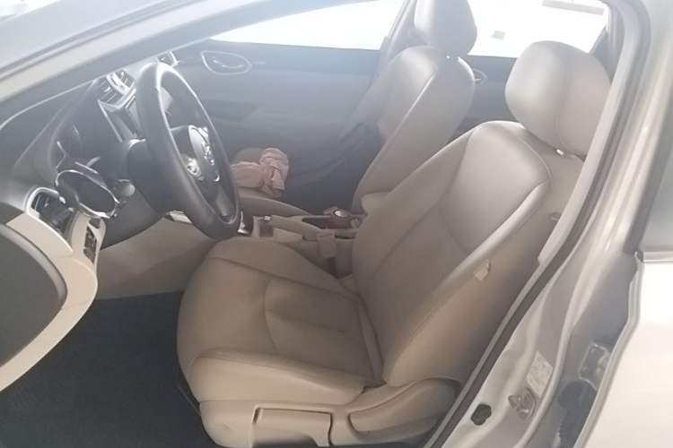 Used Nissan Sylphy 2016 1.6 XL CVT Luxury Edition Left Front Seat