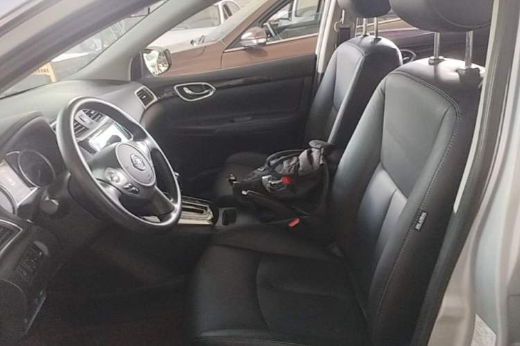 Used Nissan Sylphy 2016 1.6XV CVT ZhiZun Edition Left Front Seat