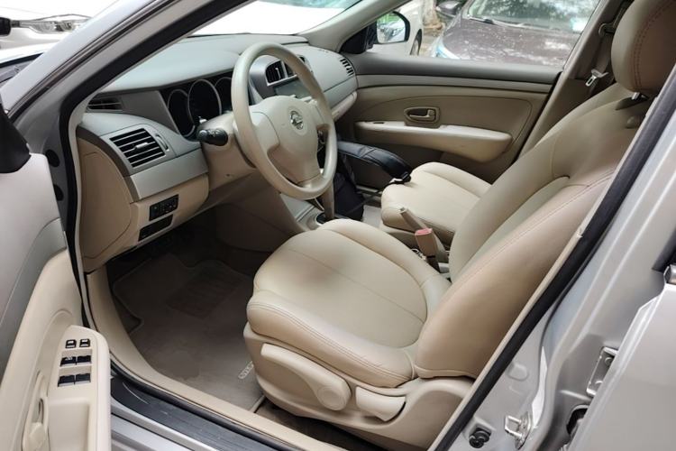 Used Nissan Sylphy 2016 Classic 1.6 XL Automatic Luxury Edition Left Front Seat