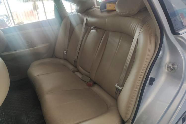 Used Nissan Sylphy 2016 Classic 1.6XE Automatic Comfort Edition Left Rear Seat
