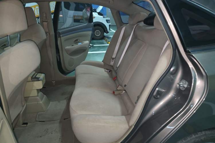 Used Nissan Sylphy 2016 Classic 1.6XE Automatic Comfort Edition Left Rear Seat