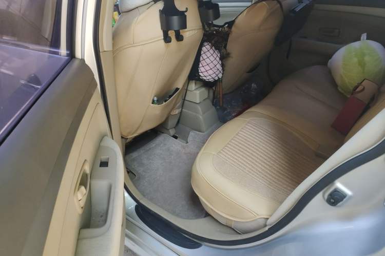 Used Nissan Sylphy 2016 Classic 1.6XE Automatic Leading Edition Left Rear Seat