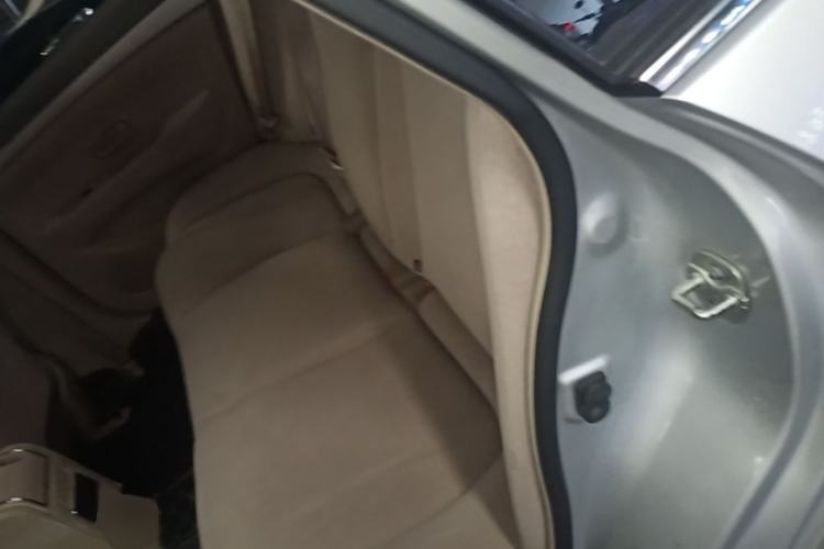 Used Nissan Sylphy 2016 Classic 1.6XE Automatic Leading Edition Left Rear Seat