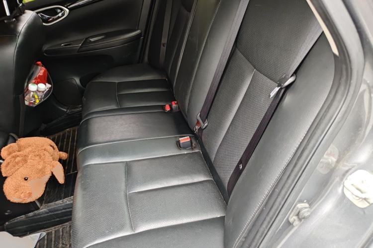 Used Nissan Sylphy 2016 1.6XV CVT Smart Enjoyment Version Left Rear Seat