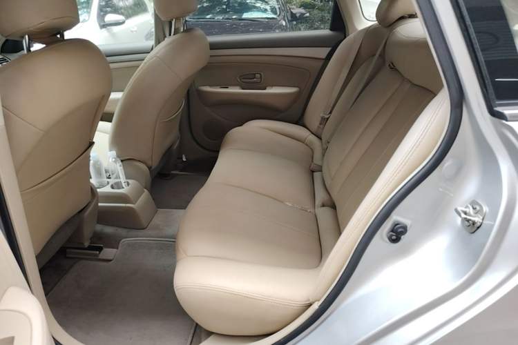 Used Nissan Sylphy 2016 Classic 1.6 XL Automatic Luxury Edition Left Rear Seat