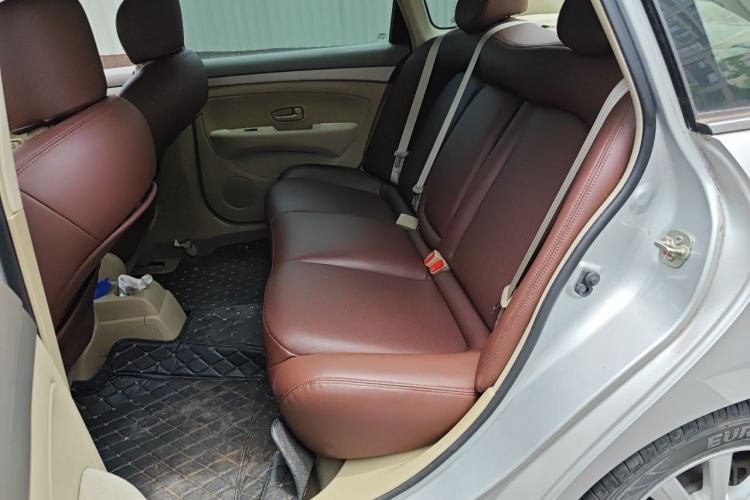 Used Nissan Sylphy 2016 Classic 1.6XL Manual Luxury Edition Left Rear Seat