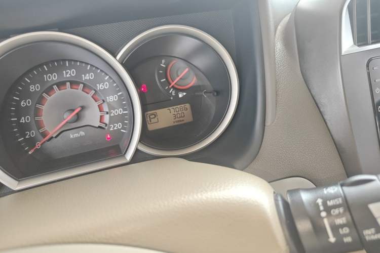 Used Nissan Sylphy 2016 Classic 1.6XE Automatic Comfort Edition Odometer Close Up