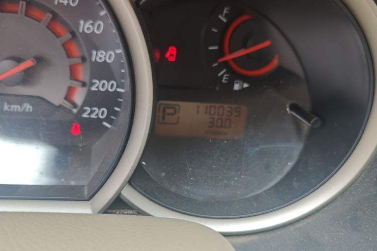 Used Nissan Sylphy 2016 Classic 1.6XE Automatic Comfort Edition Odometer Close Up