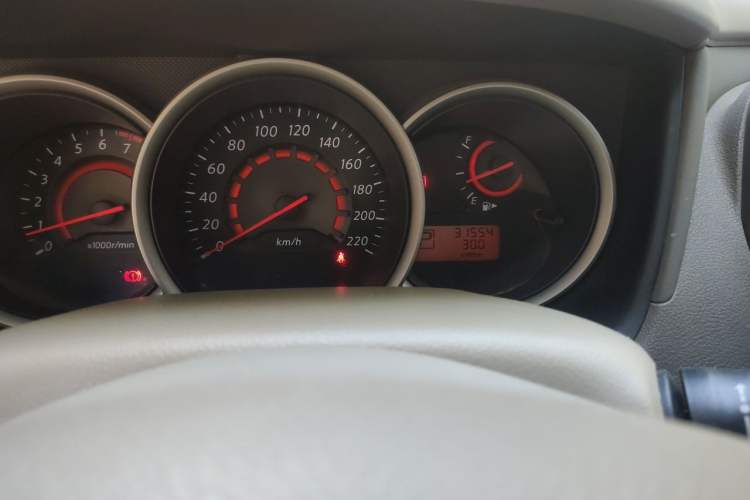 Used Nissan Sylphy 2016 Classic 1.6XE Automatic Leading Edition Odometer Close Up