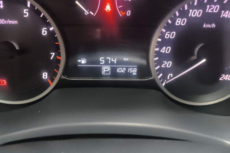 Used Nissan Sylphy 2016 1.6 XL CVT Deluxe Edition Odometer Close Up