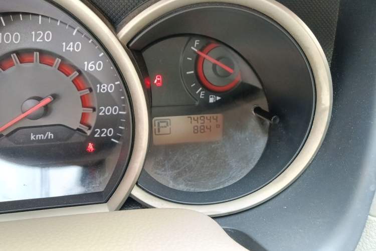 Used Nissan Sylphy 2016 Classic 1.6XE Automatic Leading Edition Odometer Close Up