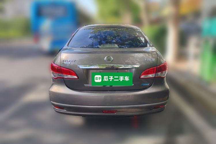 Used Nissan Sylphy 2016 Classic 1.6XE Manual Comfort Edition Rear
