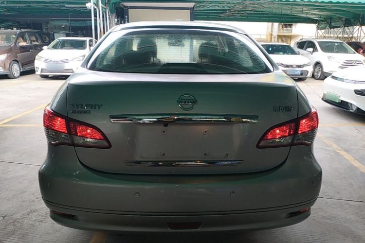 Used Nissan Sylphy 2016 Classic 1.6XE Automatic Leading Edition Rear