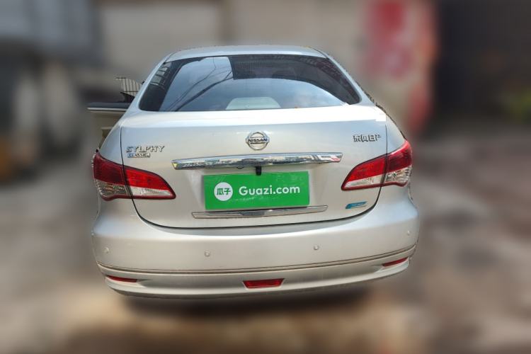 Used Nissan Sylphy 2016 1.6XE Manual Comfort Edition Rear